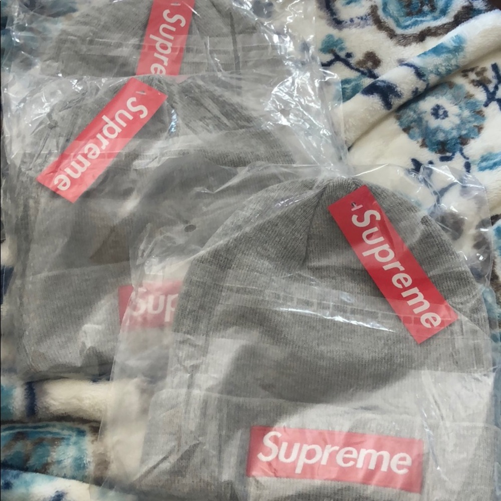 Supreme New Era Box Logo Beanie